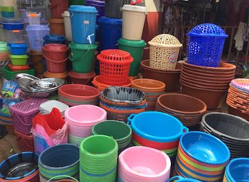 guinea-bissau/bafata-region/shop/pellal-e-frere