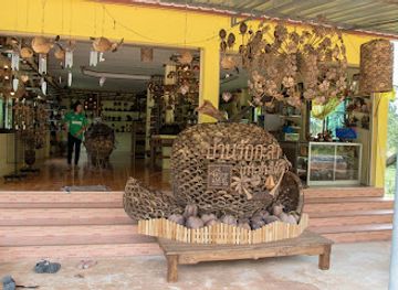 thailand/trat/shop/coconut-souvenir-shop