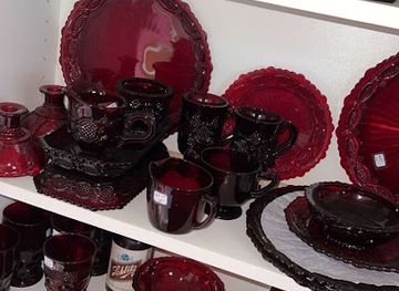maryland/western-maryland/shop/cozy-house-of-curiosity-antiques-vintage-collectibles