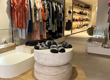 france/french-riviera/shop/lulli-saint-tropez