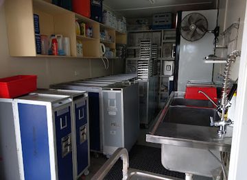 nauru/denigomodu-district/shop/elizabeth-s-garden