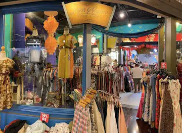 Women's Vintage Clothing by Sugar Cream Vintage