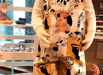 new-zealand/whanganui/shop/evelyn-and-moose