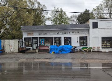 indiana/hoosier-national-forest/shop/national-trail-antique-mall