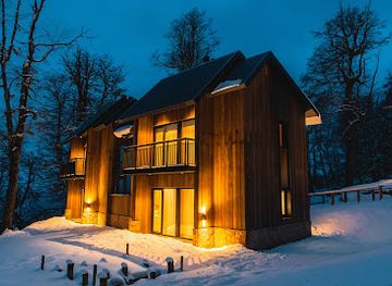 argentina/andean-northwest/shop/el-refugio-ski-summer-lodge