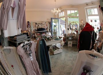 germany/mecklenburg/shop/lille-chambre-for-princess-queen