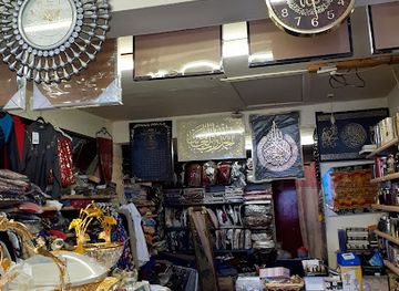 united-kingdom/belfast/queens-quarter/shop/noor-bazaar