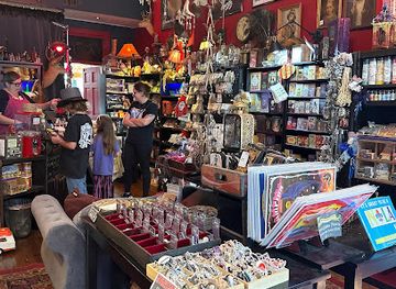 louisiana/lake-pontchartrain/shop/the-shop-oddities-at-unique-nola