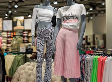 romania/mures/shop/new-yorker