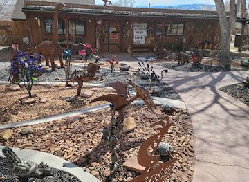 utah/capitol-reef-national-park/shop/torrey-trading-post