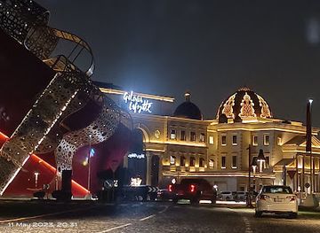 qatar/katara-cultural-village/shop/tory-burch-galeries-lafayette