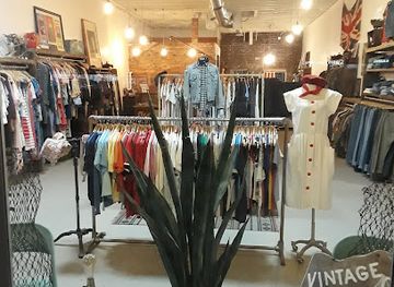 california/burbank/shop/the-holding-company