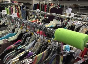 uganda/bunyoro/shop/butros-boutique
