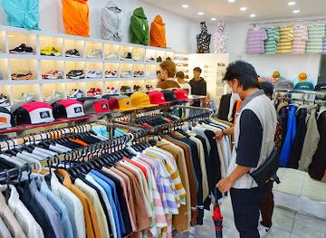 myanmar-burma/yangon/sanchaung/shop/capital-a-street-wear-shop-2