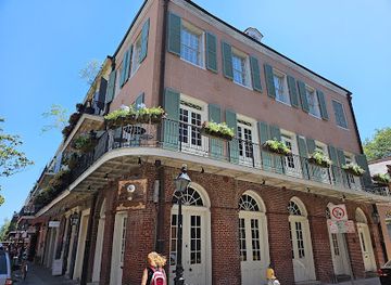 louisiana/lake-borgne/shop/dark-matter-oddities-artisan-collective