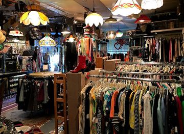 maryland/towson/shop/ten-car-pile-up