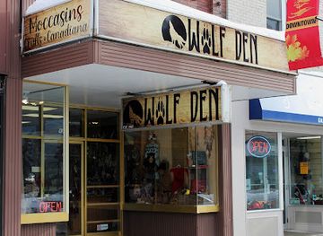 canada/okanagan/shop/wolf-den