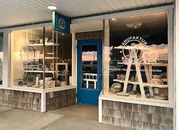 rhode-island/watch-hill/shop/manufaktura-company-store