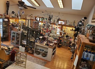 wisconsin/southern-wisconsin/shop/the-tailored-hide-custom-leather-the-gift-gallery
