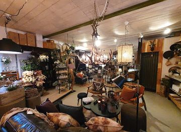 sweden/stoten/shop/form-funktion-i-salen-ab