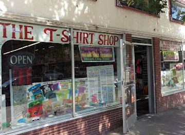 utah/canyonlands-national-park/shop/the-t-shirt-shop