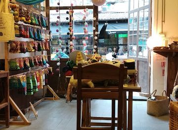 romania/bucharest/shop/urban-gifts-shop