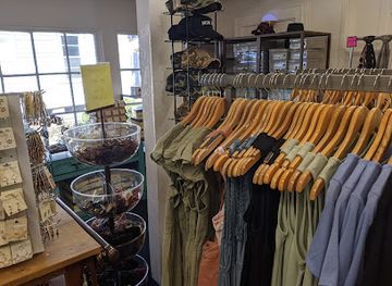 north-carolina/yadkin-valley/shop/belles-of-blowing-rock