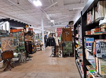 indiana/northwest-indiana/shop/america-s-antique-mall-highland