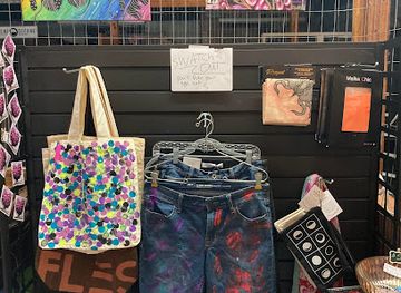 michigan/lansing/shop/monkeystuff