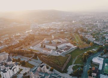 romania/crisana/shop/oradea-fortress
