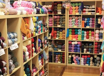 ireland/galway/shop/knitwits-crafty-stitchers