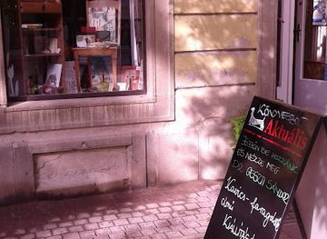 hungary/zemplen-mountains/shop/rongykutya-konyvesbolt-es-kavezo