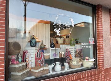 canada/charlottetown/shop/v-art-handicraft