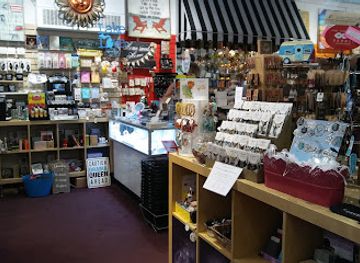 michigan/traverse-city/shop/nifty-things