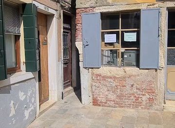 italy/venice/santa-croce/shop/italian-style