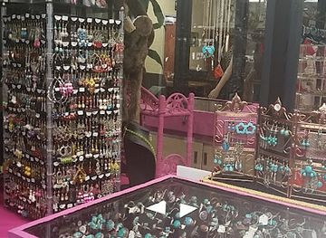 florida/sebring/shop/dixion-s-baubles-beeds-jewelry