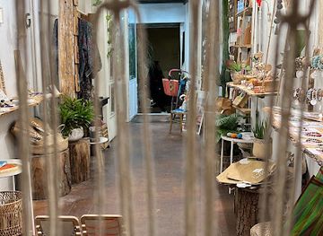 italy/florence/santa-maria-novella/shop/galeria