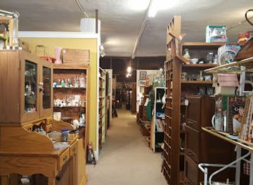 missouri/hannibal/shop/the-encore-emporium