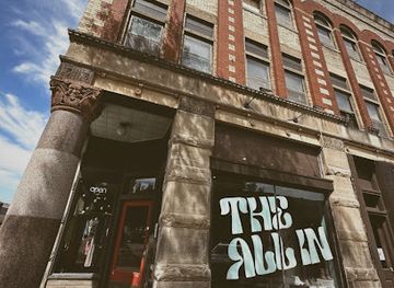 nebraska/kearney/shop/the-all-in-boutique