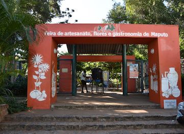 mozambique/makonde-plateau/shop/parque-dos-continuadores-feima