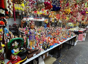 singapore/little-india/shop/colours-boutique