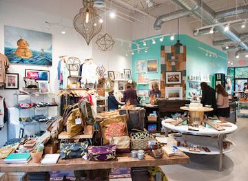 texas/houston/shop/space-montrose