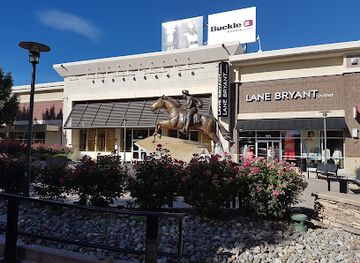 The Outlets at Legends