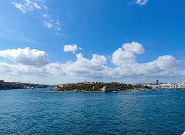 malta/southern-harbour/shop/the-point-shopping-mall