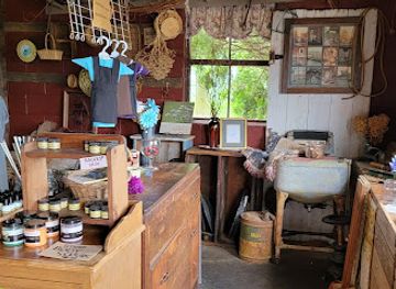 pennsylvania/dutch-country/shop/olde-heritage-homemade-root-beer-gift-shop