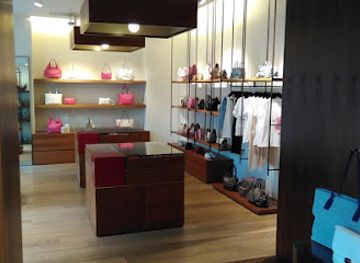 italy/genoa/shop/borbonese-boutique-genova