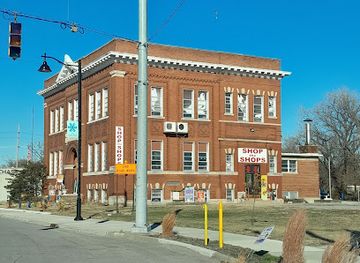 indiana/gary/shop/miller-school-shops-spaces