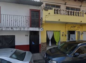 mexico/puerto-vallarta/shop/lunaresdecolores