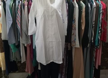 indonesia/west-sumatra/shop/dini-butik