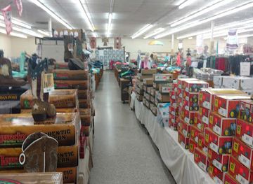 alabama/cherokee-rock-village/shop/hammers-department-store